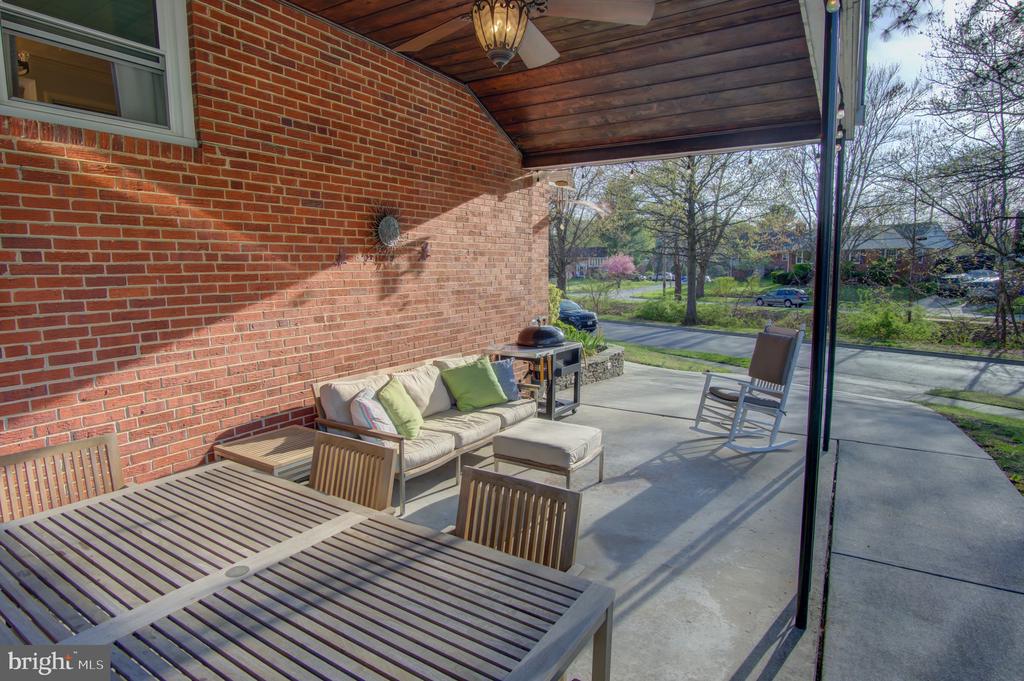 10501 GLENHAVEN DRIVE