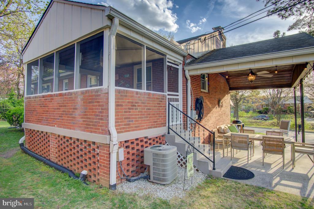 10501 GLENHAVEN DRIVE