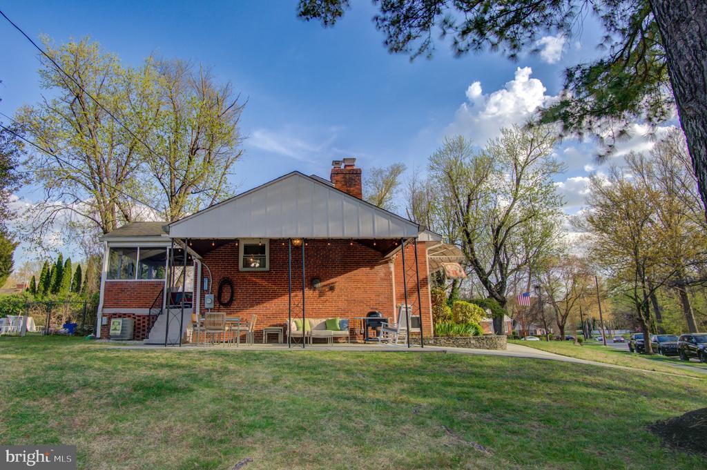 10501 GLENHAVEN DRIVE