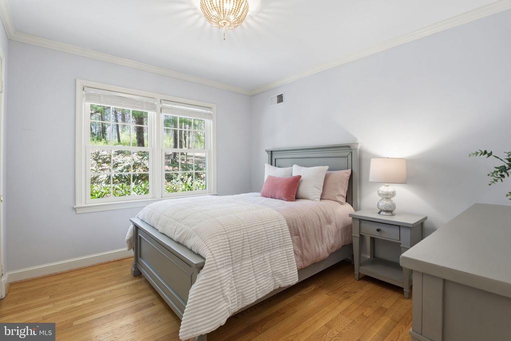 22 BRINKWOOD ROAD