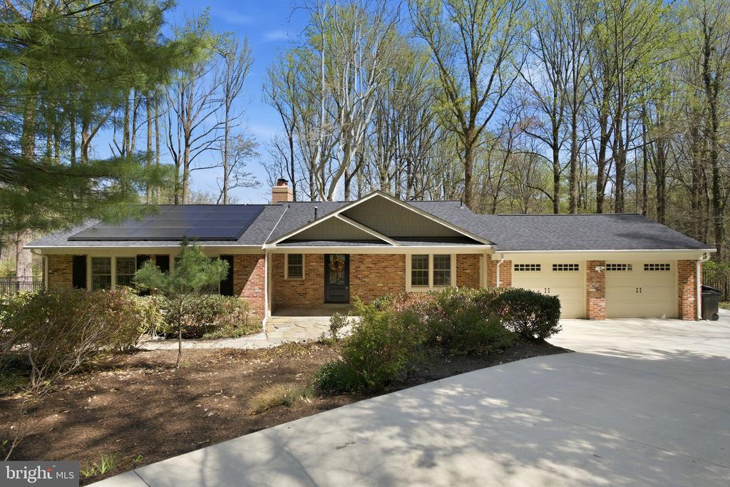 22 BRINKWOOD ROAD
