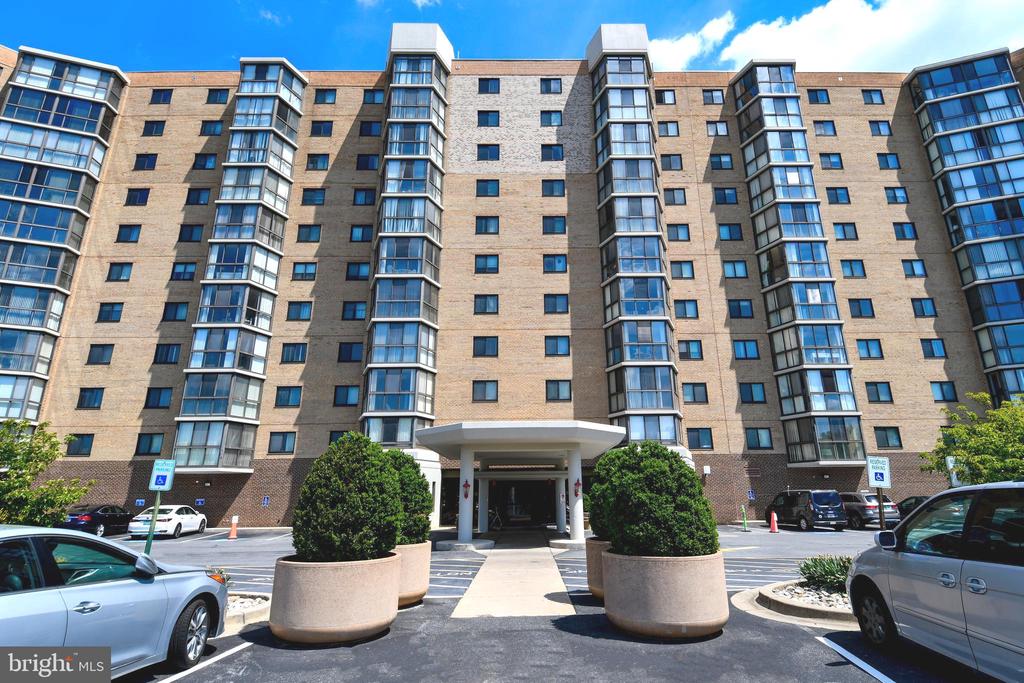 3330 N LEISURE WORLD BOULEVARD Unit: 5-1027