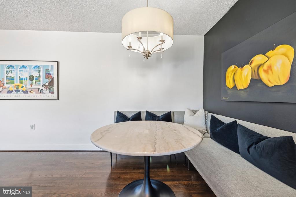 7630 TOMLINSON AVENUE Unit: 38