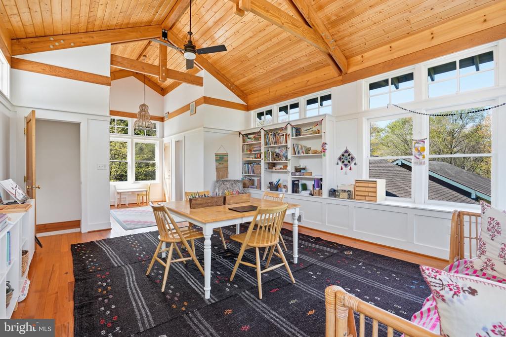 13505 DEAKINS LANE