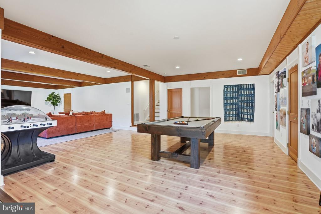 13505 DEAKINS LANE