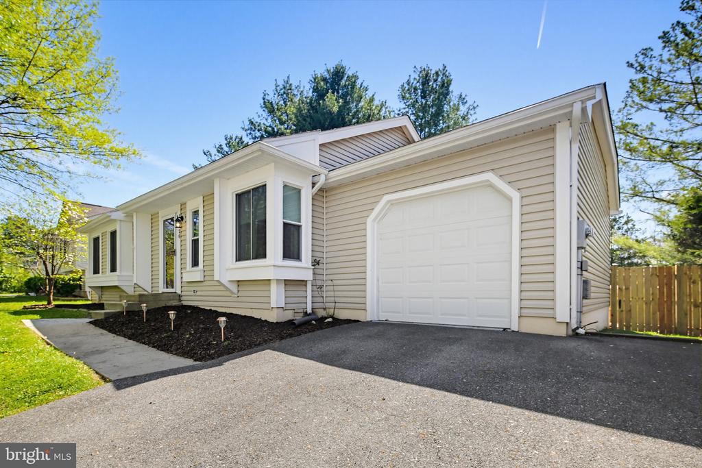 11528 DOXDAM TERRACE