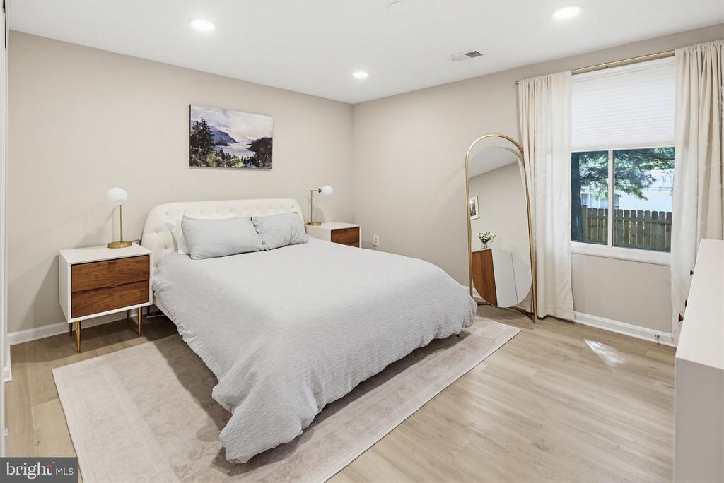 11528 DOXDAM TERRACE