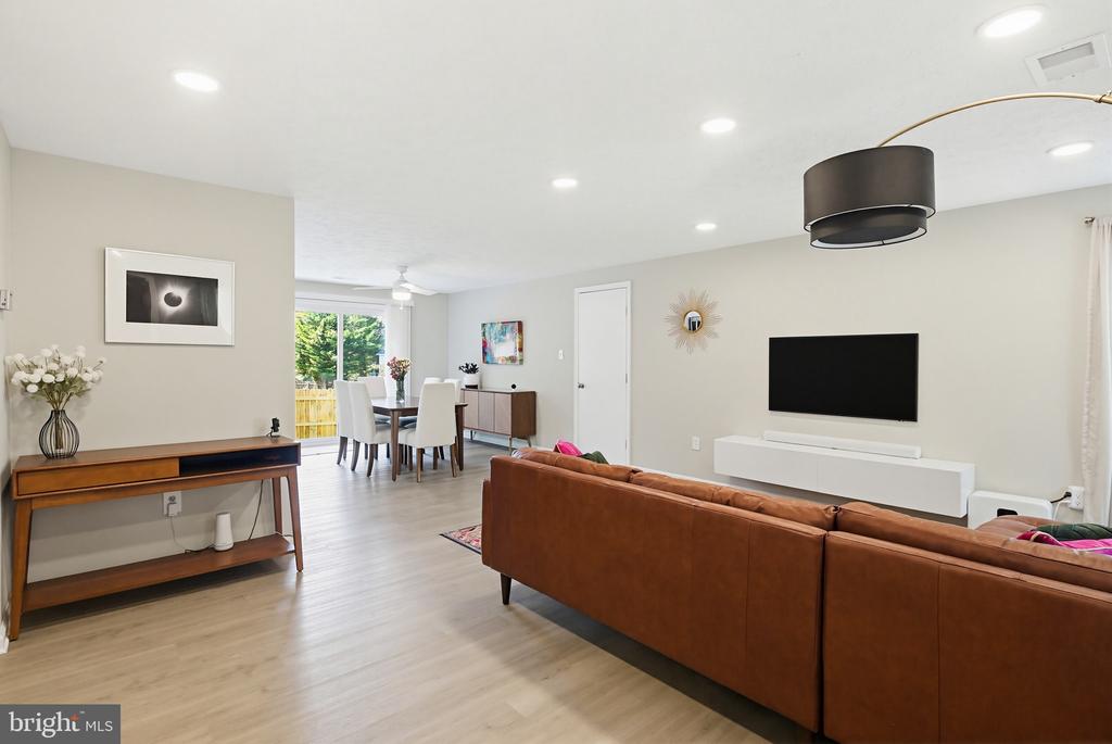11528 DOXDAM TERRACE