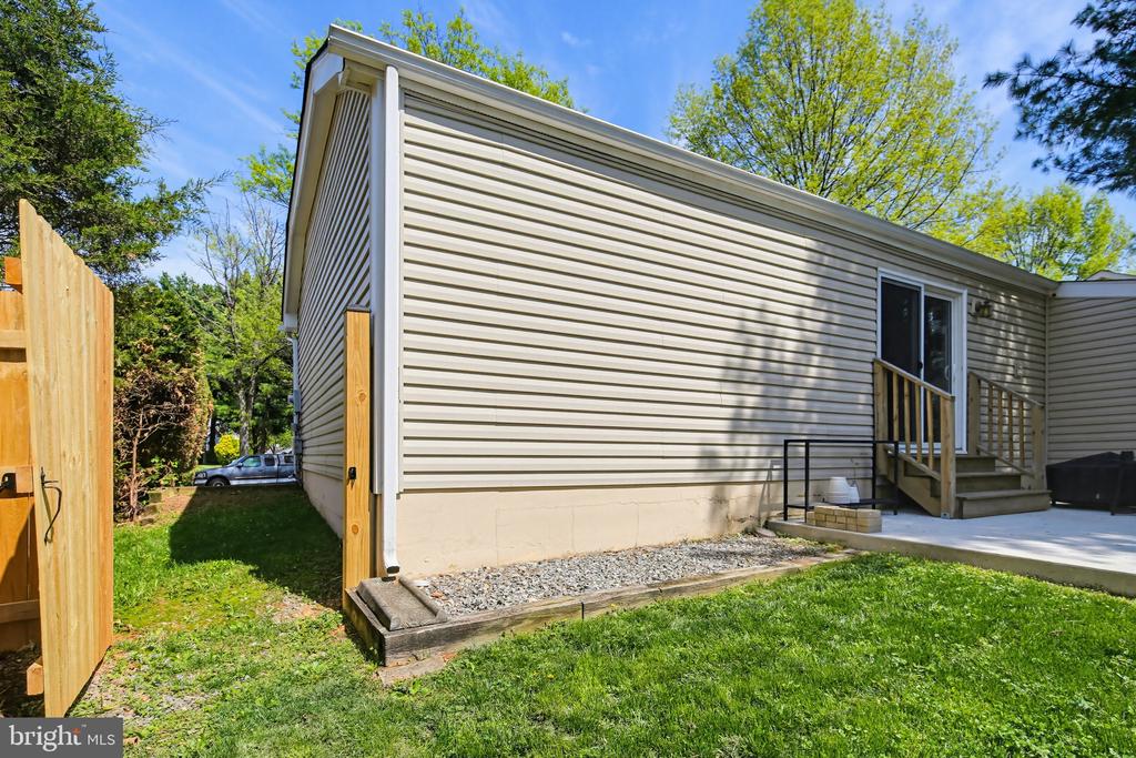 11528 DOXDAM TERRACE