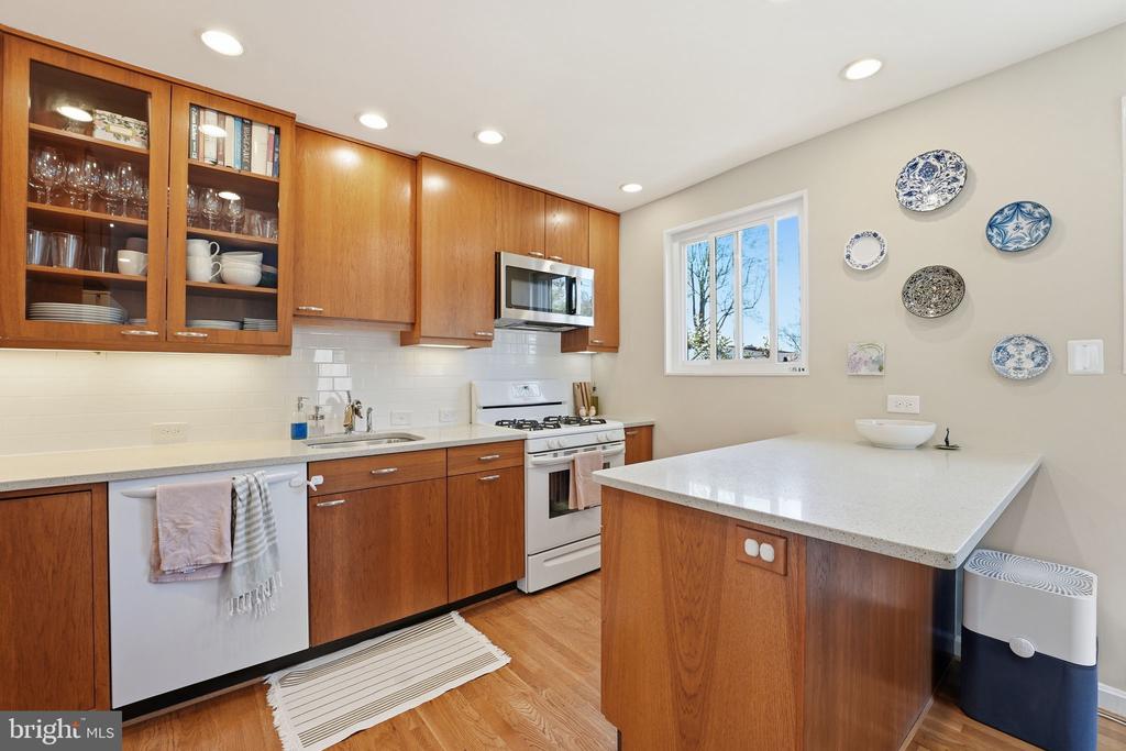3519 PLYERS MILL COURT
