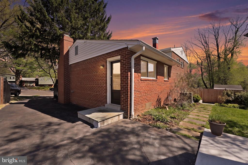 3519 PLYERS MILL COURT