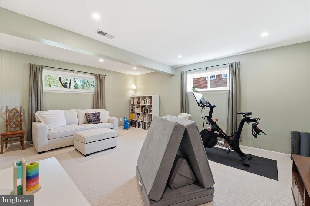 3519 PLYERS MILL COURT