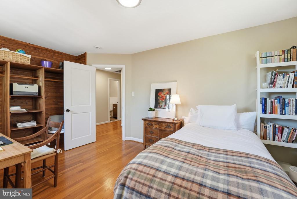 3519 PLYERS MILL COURT
