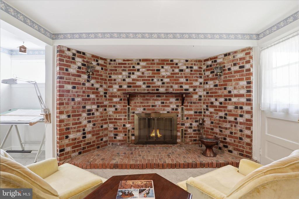 16405 KEATS TERRACE
