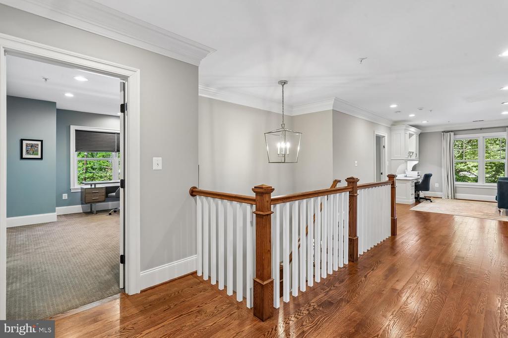 5116 WHITE FLINT DRIVE