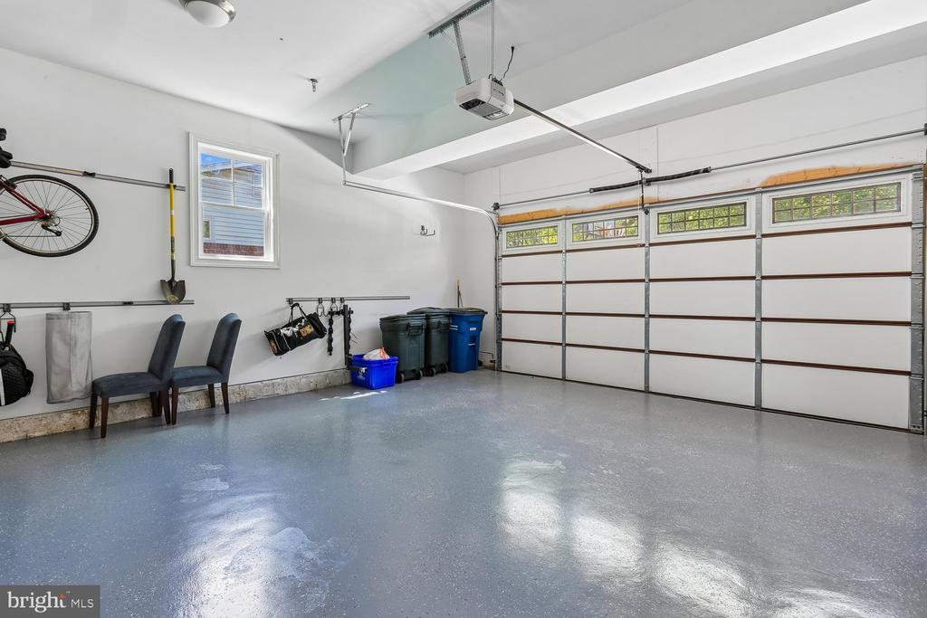 5116 WHITE FLINT DRIVE