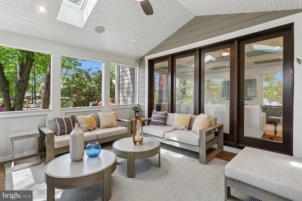 5116 WHITE FLINT DRIVE