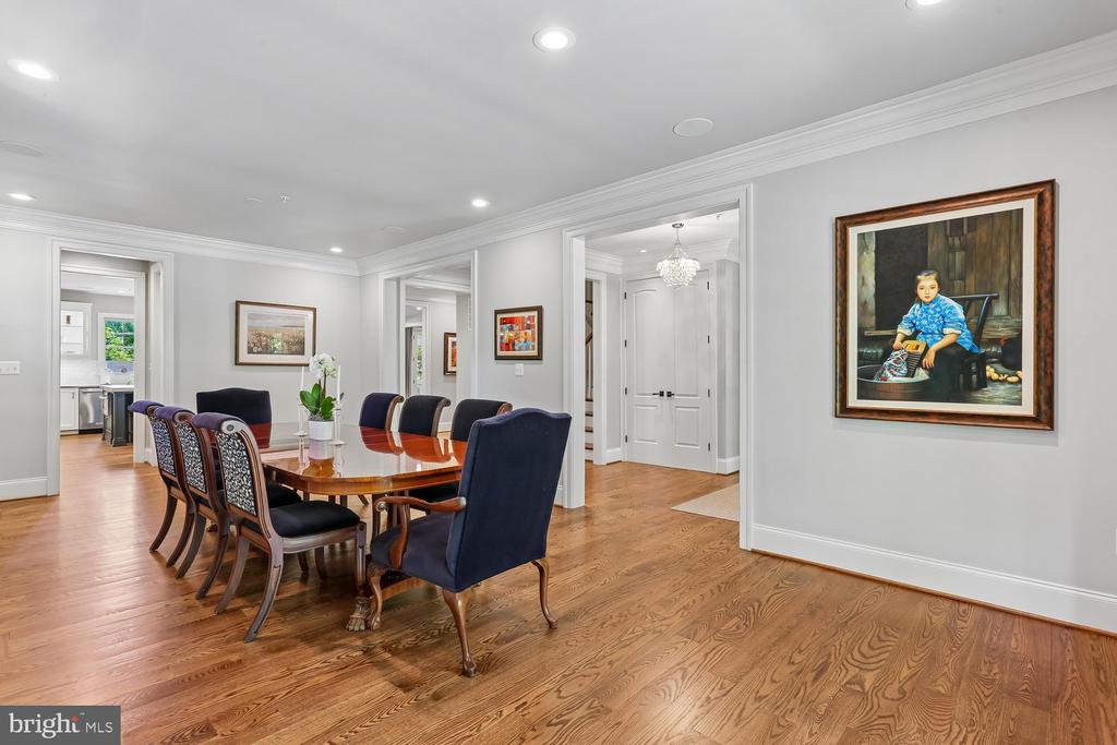5116 WHITE FLINT DRIVE