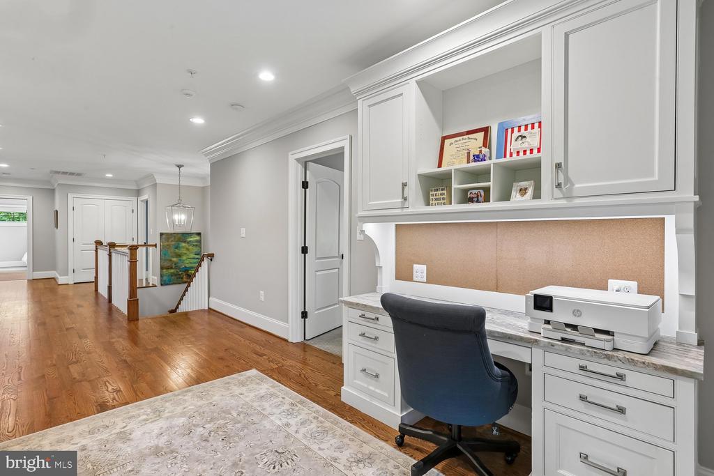 5116 WHITE FLINT DRIVE