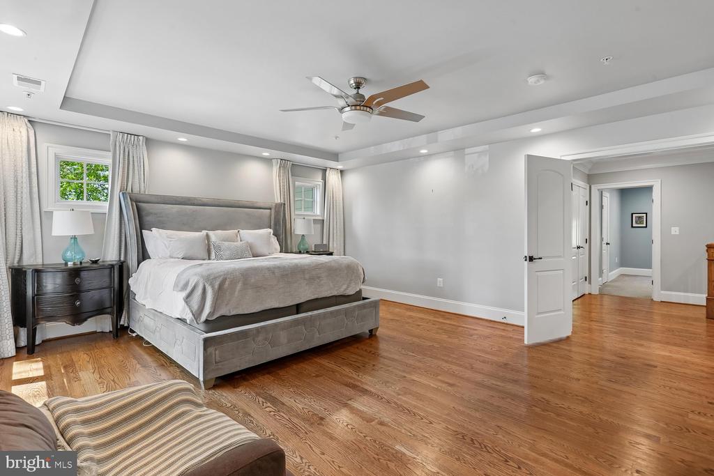 5116 WHITE FLINT DRIVE