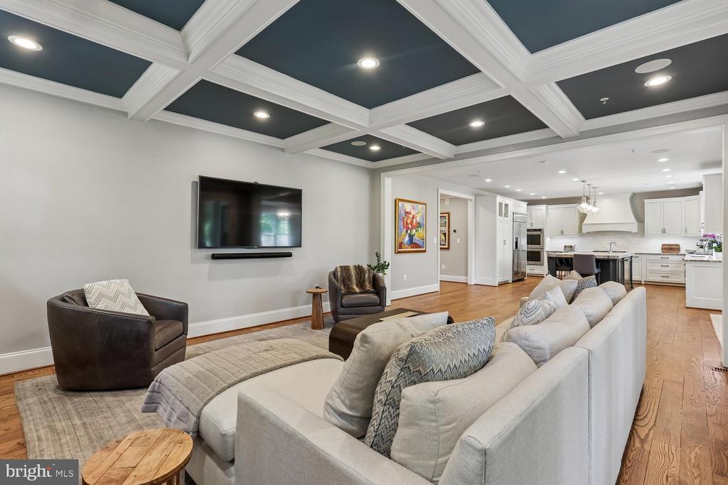 5116 WHITE FLINT DRIVE