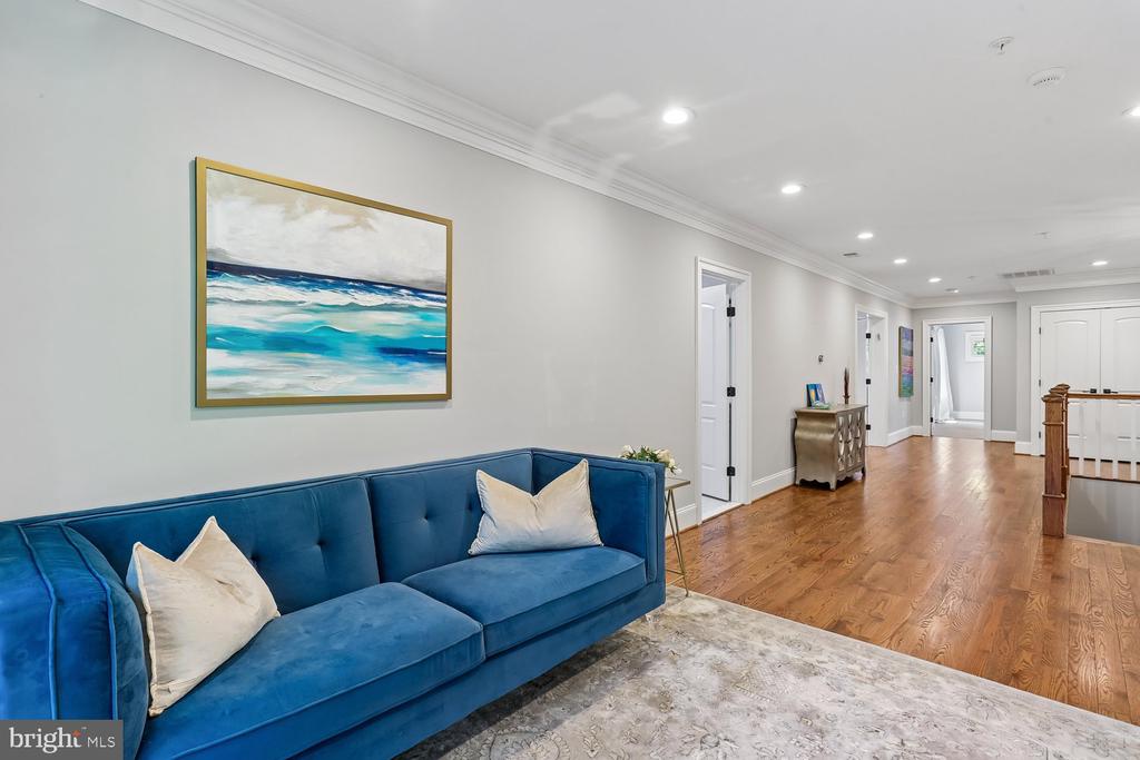 5116 WHITE FLINT DRIVE