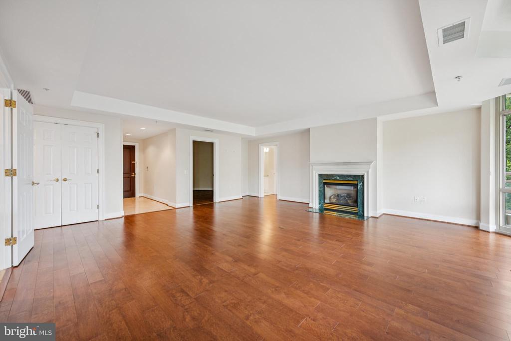 5630 WISCONSIN AVENUE Unit: 506