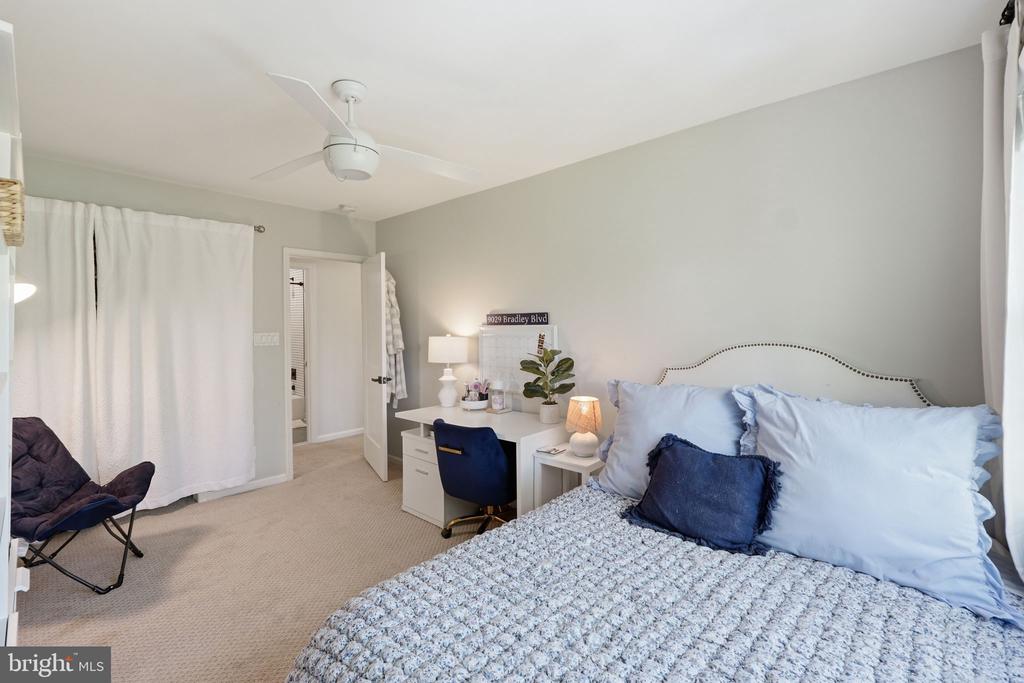 3523 HAMLET PLACE Unit: 501
