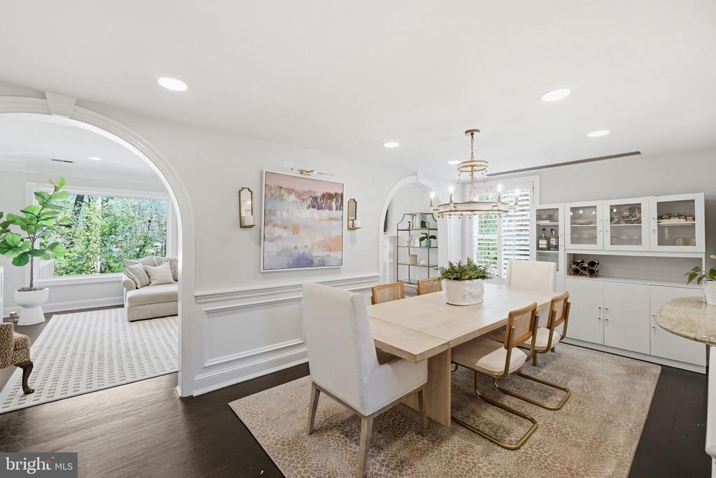 3523 HAMLET PLACE Unit: 501