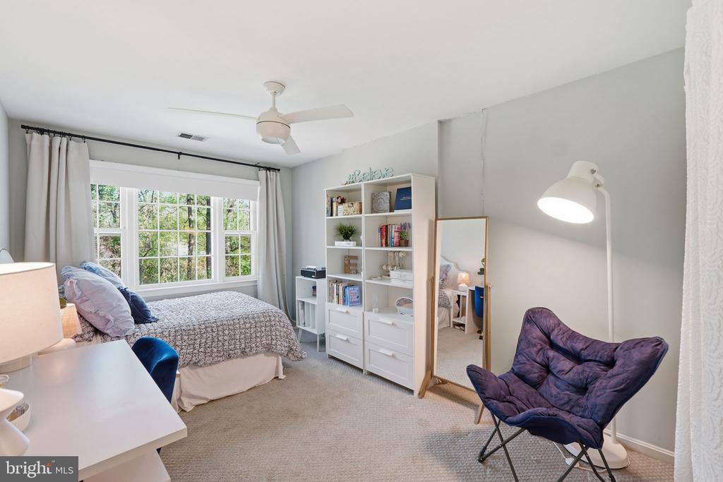 3523 HAMLET PLACE Unit: 501