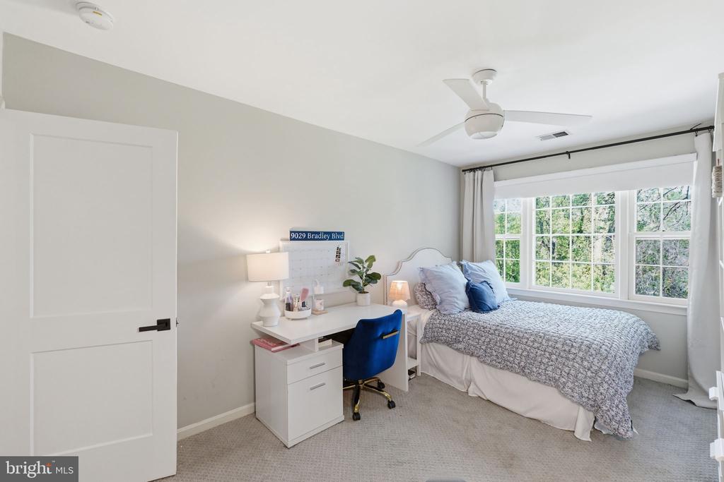 3523 HAMLET PLACE Unit: 501