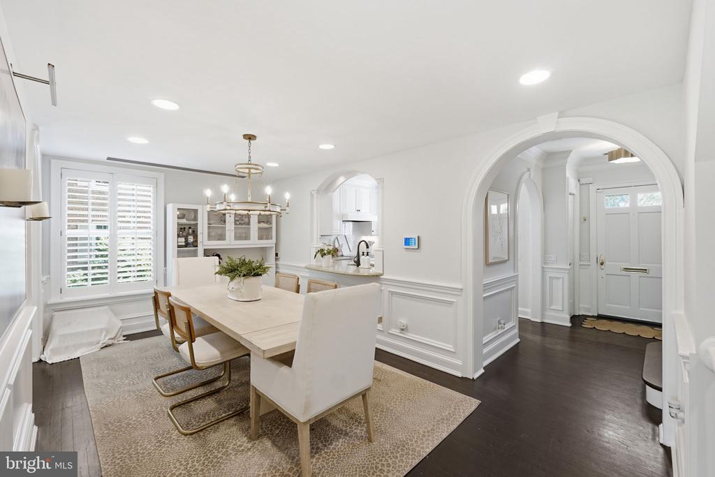 3523 HAMLET PLACE Unit: 501