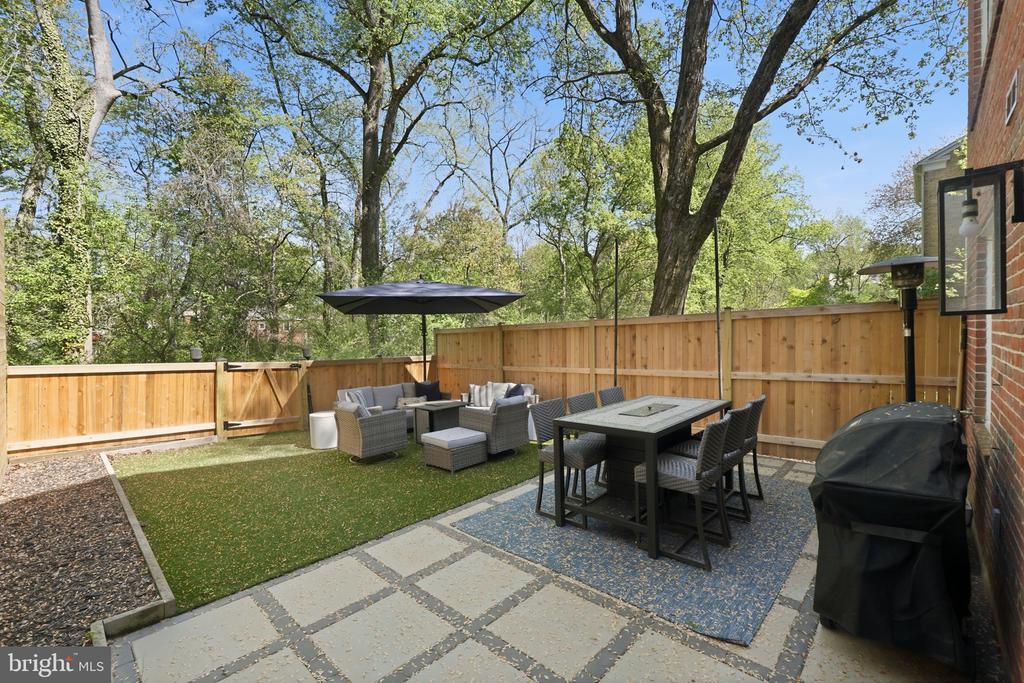 3523 HAMLET PLACE Unit: 501