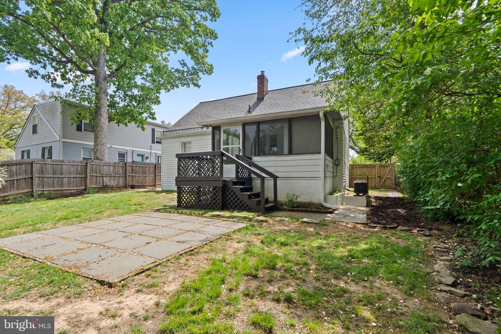 10604 S DUNMOOR DRIVE