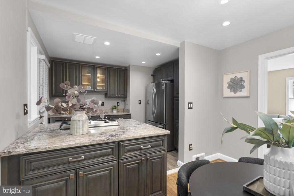 10604 S DUNMOOR DRIVE