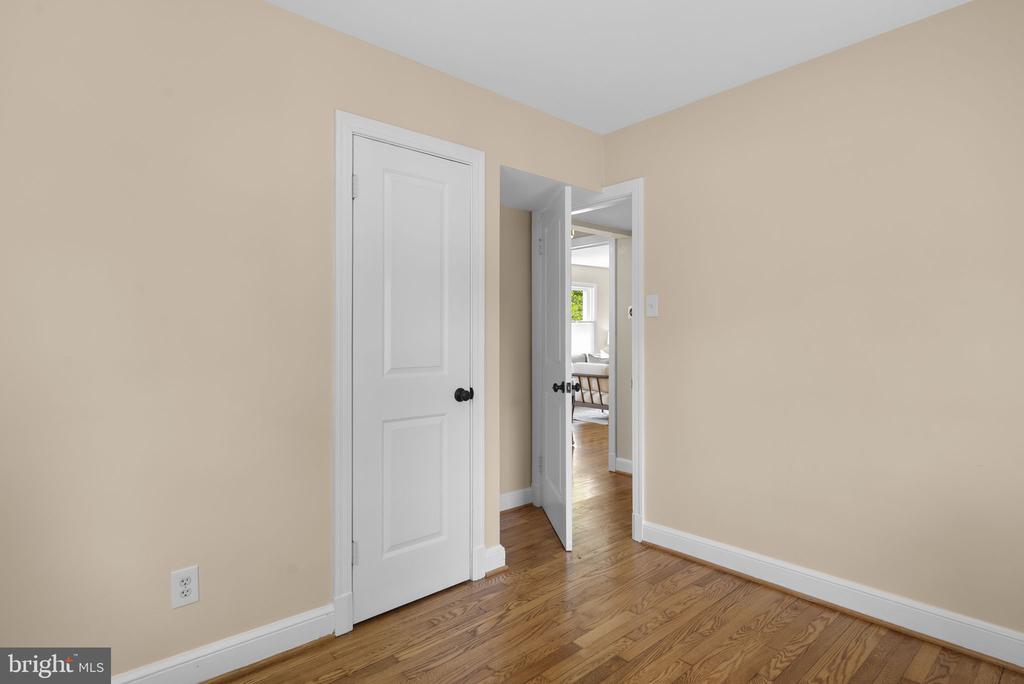 10604 S DUNMOOR DRIVE