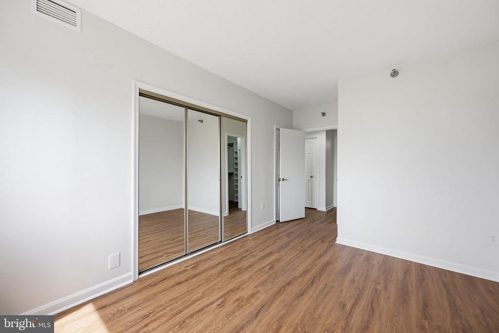 24 COURTHOUSE SQUARE Unit: 603