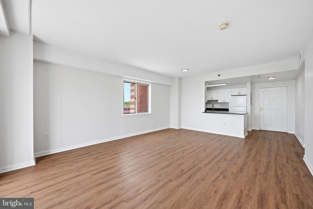 24 COURTHOUSE SQUARE Unit: 603