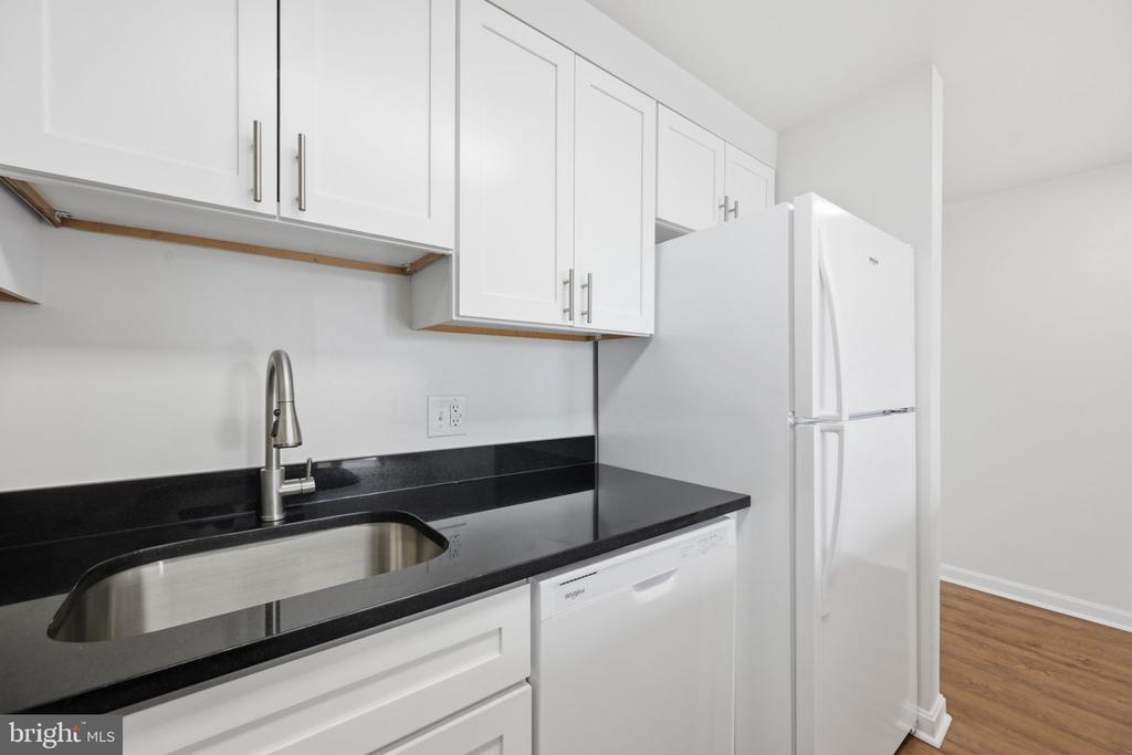 24 COURTHOUSE SQUARE Unit: 603