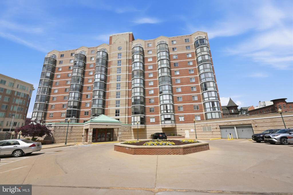 24 COURTHOUSE SQUARE Unit: 603