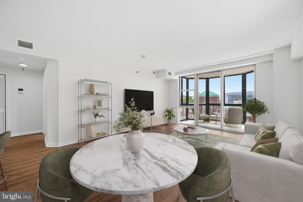 24 COURTHOUSE SQUARE Unit: 603