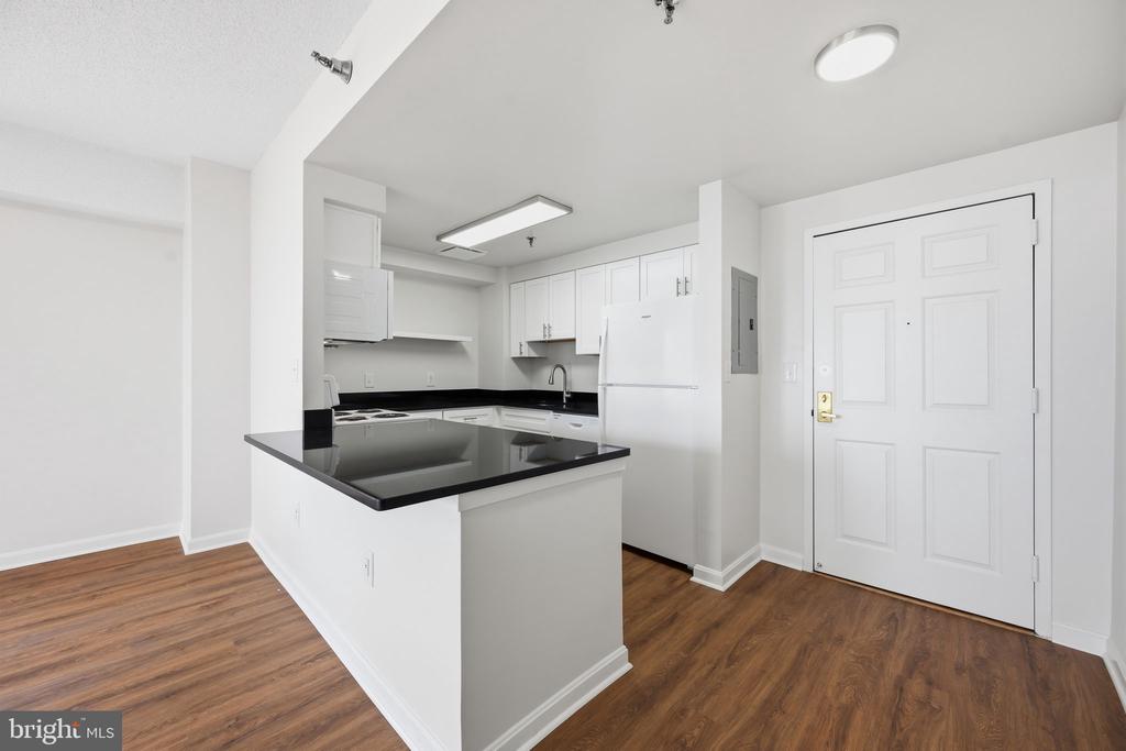 24 COURTHOUSE SQUARE Unit: 603