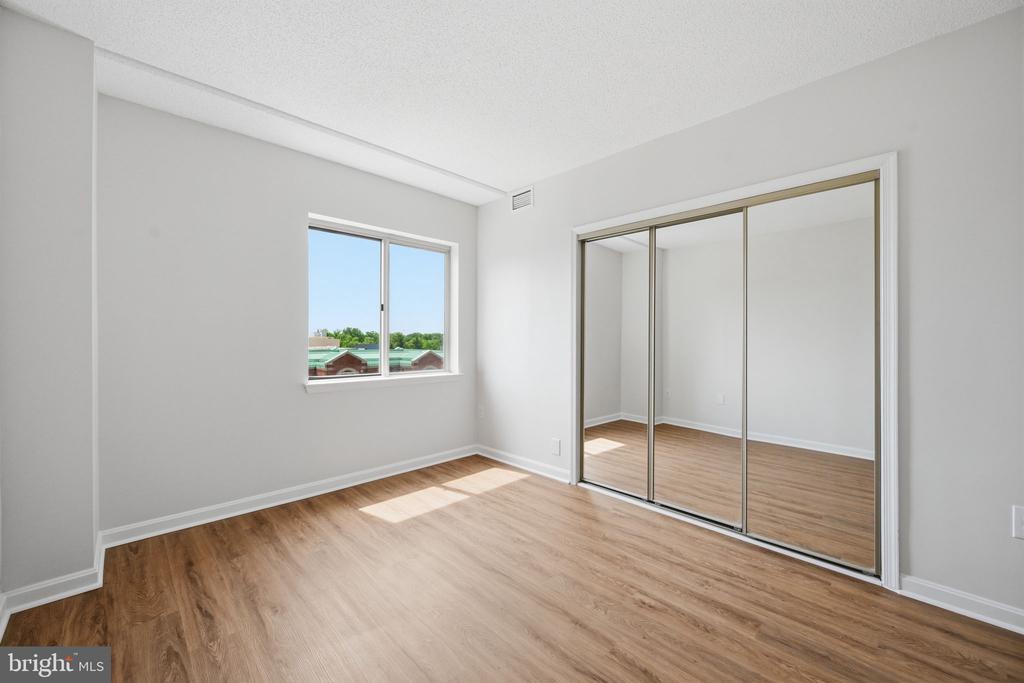 24 COURTHOUSE SQUARE Unit: 603