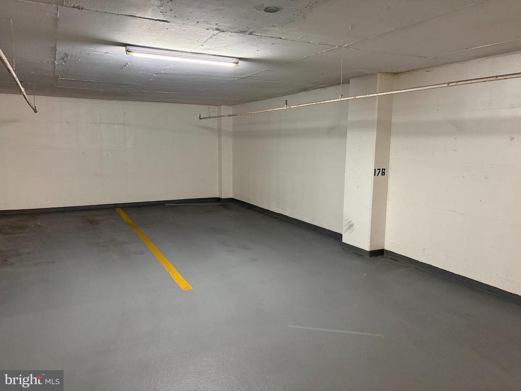 4601 N PARK AVENUE Unit: 1120-V