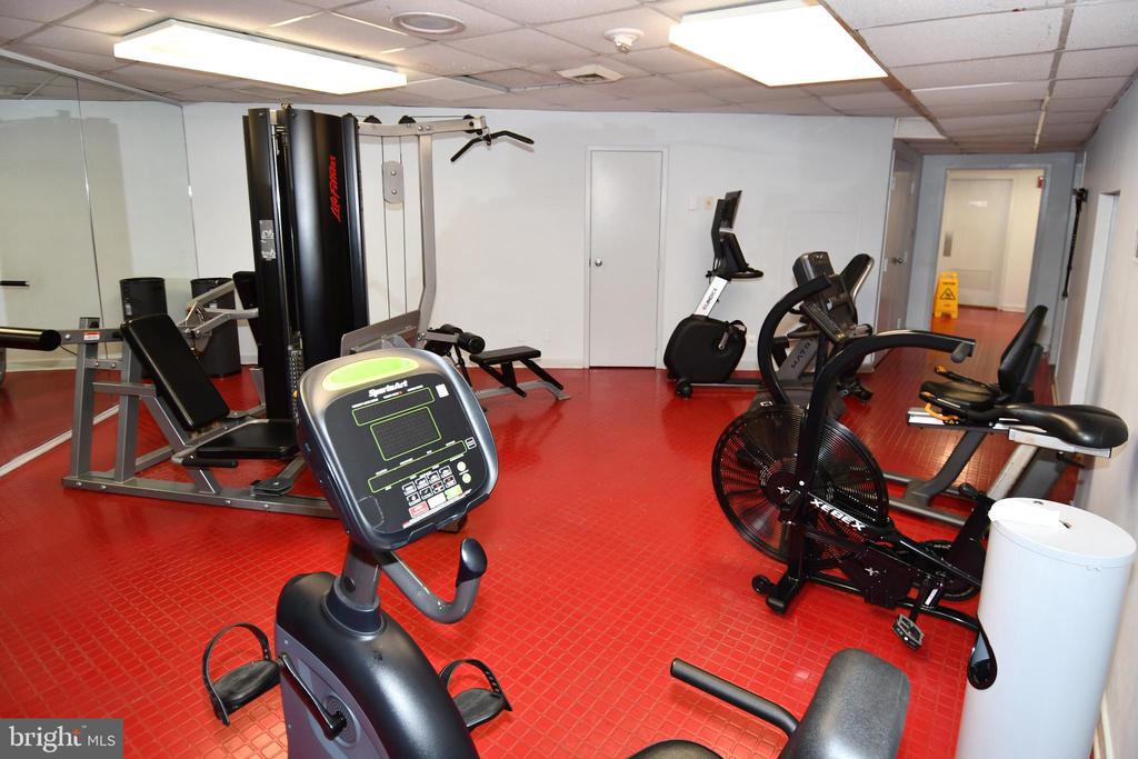 4601 N PARK AVENUE Unit: 1120-V