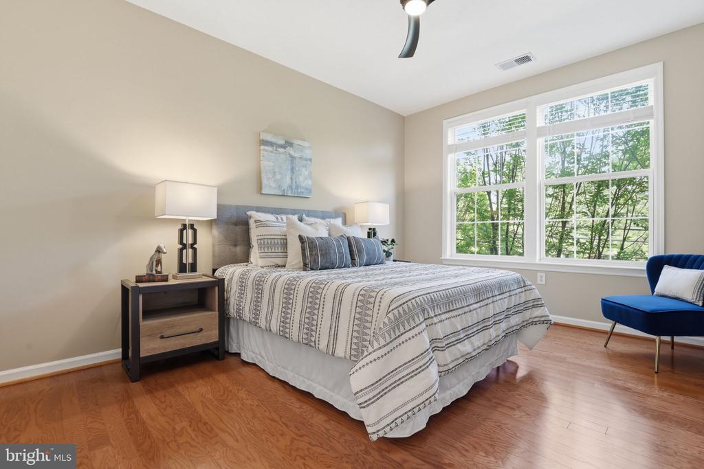 7 GRANITE PLACE Unit: 214