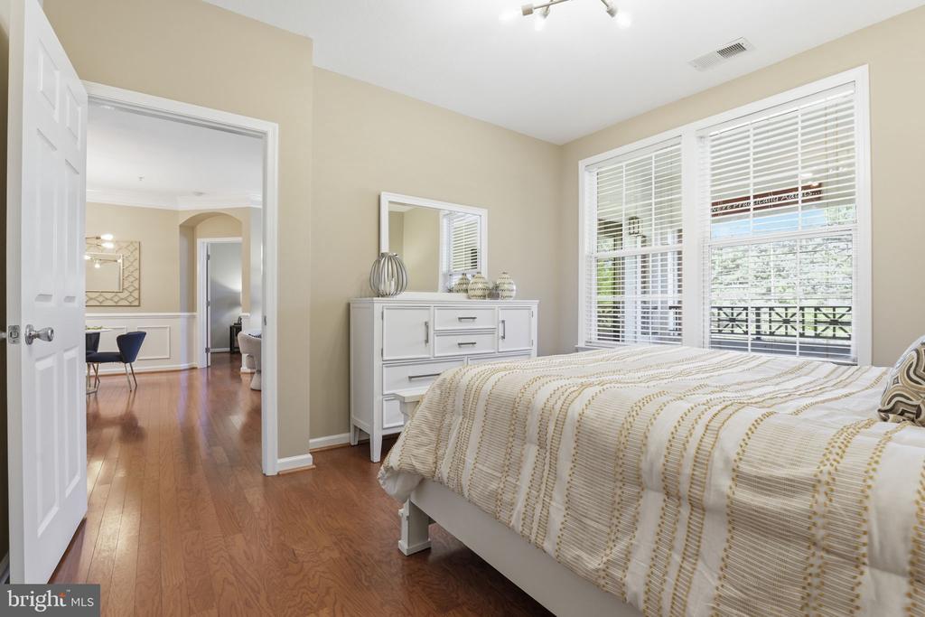 7 GRANITE PLACE Unit: 214