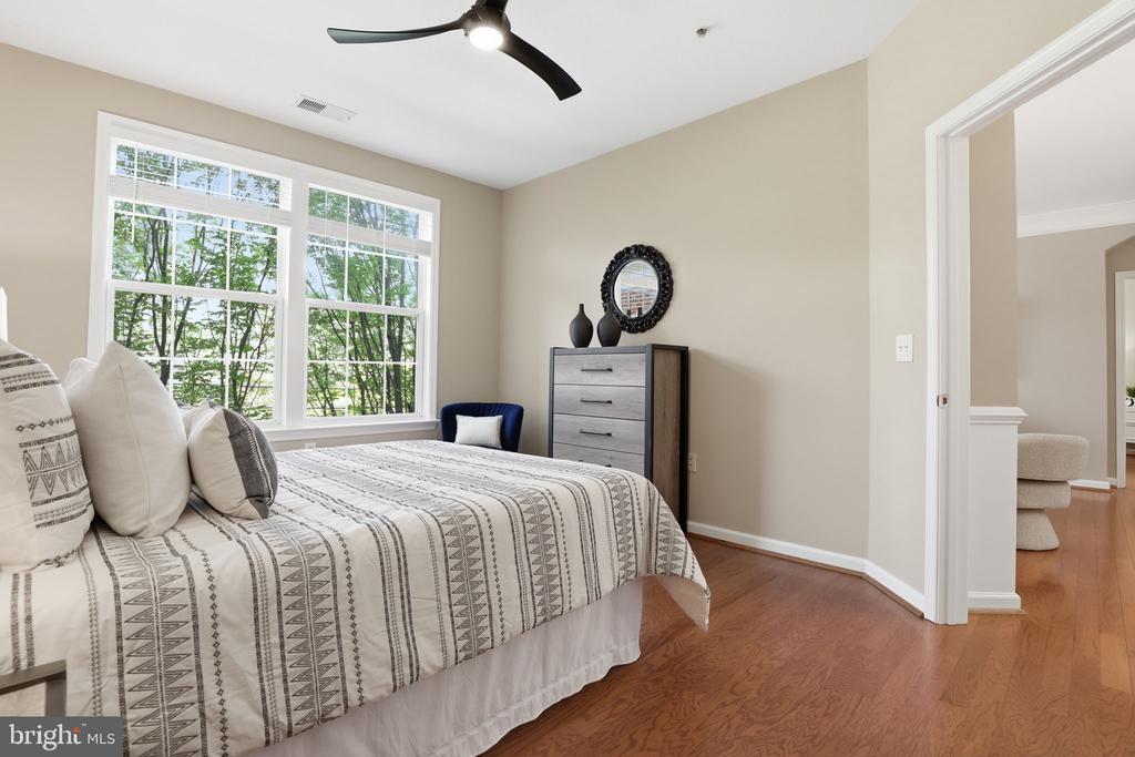 7 GRANITE PLACE Unit: 214