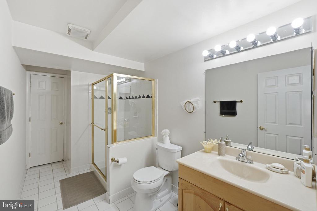 13010 BOSWELL COURT