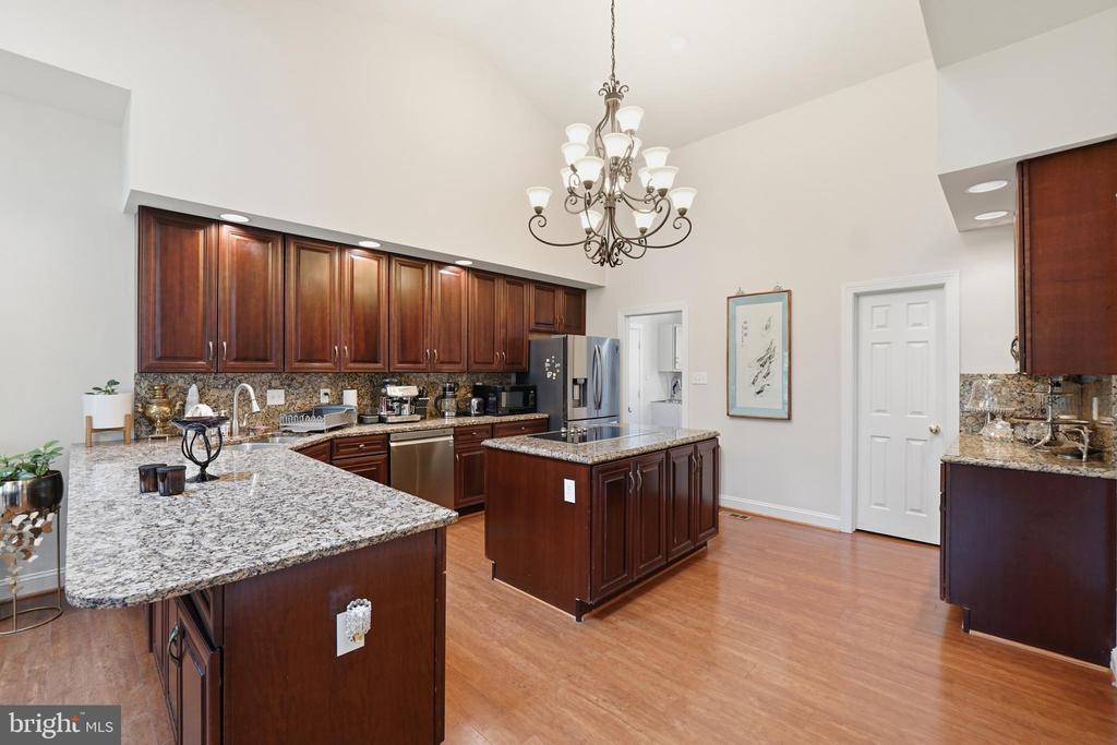 13010 BOSWELL COURT
